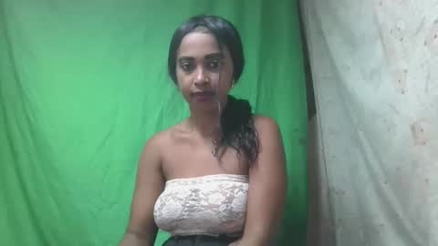 ornellahhh online show from 12-17-25, 05:57