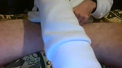 ornytologist online show from 11-22-25, 03:11