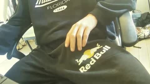 Snapshot of orobrus chatting on 01-10-25, 12:15 Oroborus online show from 01-10-25, 12:15