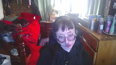 Snapshot of orookun chatting on 10-17-25, 12:36 orookun online show from 10-17-25, 12:36