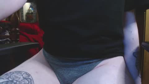 Snapshot of orookun chatting on 10-26-25, 12:38 orookun online show from 10-26-25, 12:38