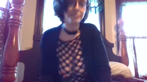 Snapshot of orphyx chatting on 01-07-25, 08:21 Entropy online show from 01-07-25, 08:21