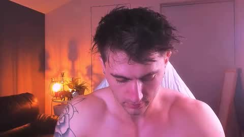 Oscar online show from 10-12-25, 09:03