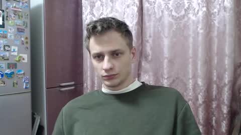 Snapshot of oscar_sssky chatting on 12-13-25, 10:04 Oscar online show from 12-13-25, 10:04