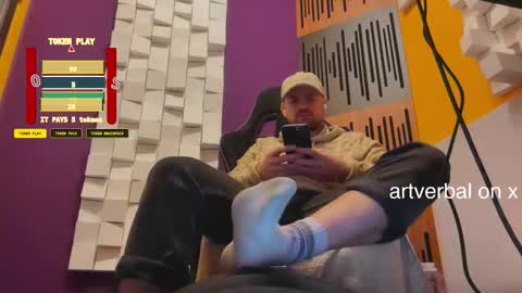 Snapshot of oscarsavage chatting on 10-24-25, 11:12 Oscar Steel Savage online show from 10-24-25, 11:12