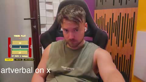 Snapshot of oscarsavage chatting on 10-25-25, 06:13 Oscar Steel Savage online show from 10-25-25, 06:13