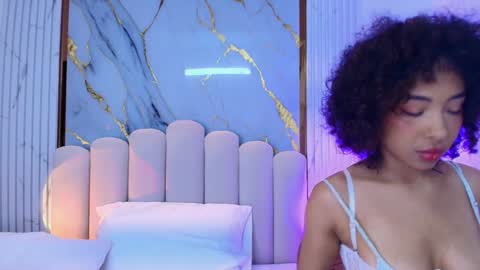 Oshun  online show from 02-04-25, 11:49