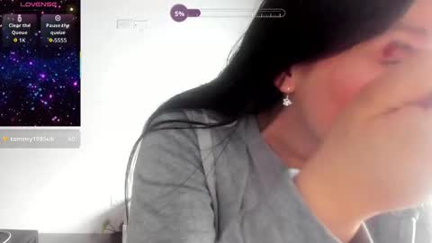 Snapshot of osiris_2546 chatting on 10-08-25, 07:00 Osiris online show from 10-08-25, 07:00