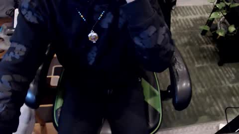 Snapshot of osirisbad chatting on 01-18-26, 04:16 osirisbad online show from 01-18-26, 04:16