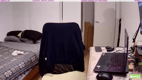 Snapshot of osito_blanco chatting on 03-12-25, 03:46 Osito Blanco online show from 03-12-25, 03:46