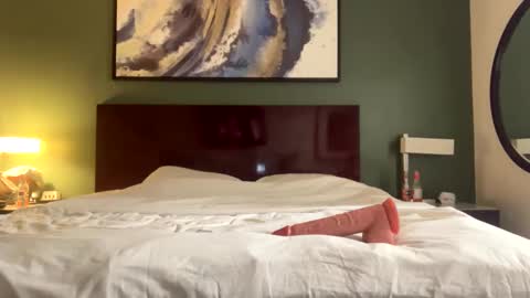 oskar562 online show from 10-09-25, 01:53