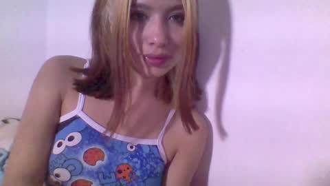 Snapshot of osornomaria268 chatting on 02-10-25, 02:08 Paulina online show from 02-10-25, 02:08