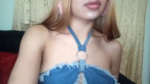 Snapshot of osornomaria268 chatting on 09-11-25, 06:46 Paulina online show from 09-11-25, 06:46