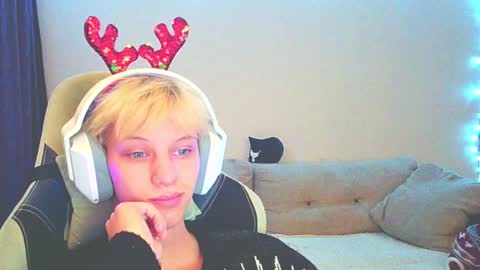 Ostin online show from 12-11-24, 01:17