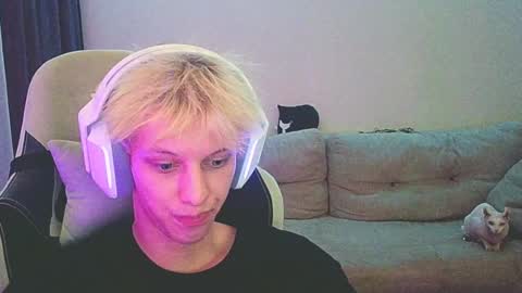 Ostin online show from 12-22-24, 05:53
