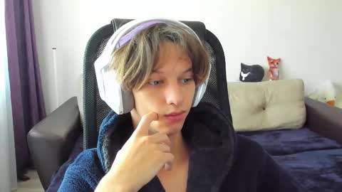 Ostin online show from 10-15-25, 07:52