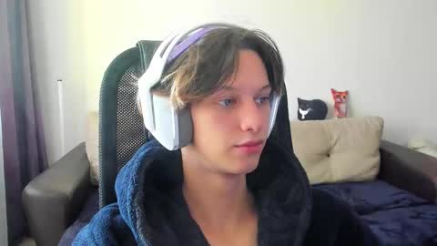 Ostin online show from 10-17-25, 09:12