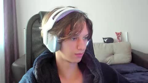 Ostin online show from 10-25-25, 10:45