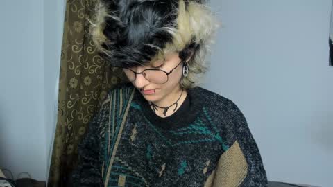 Snapshot of ottoyan_ chatting on 12-04-24, 01:47 Otto 3 online show from 12-04-24, 01:47