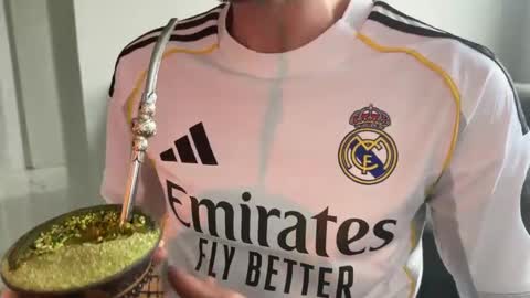 otvaio4  online show from 11-23-25, 04:18