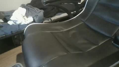 ouiner55318008 online show from 01-17-26, 07:24