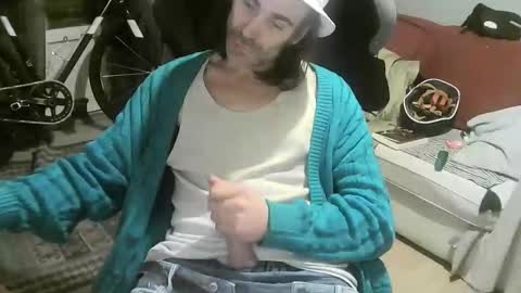 ouinnybis195625 online show from 10-17-25, 02:48