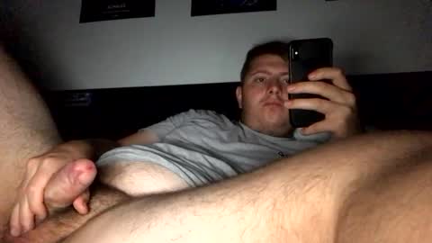 Snapshot of outflayd chatting on 11-10-25, 03:27 outflayd online show from 11-10-25, 03:27