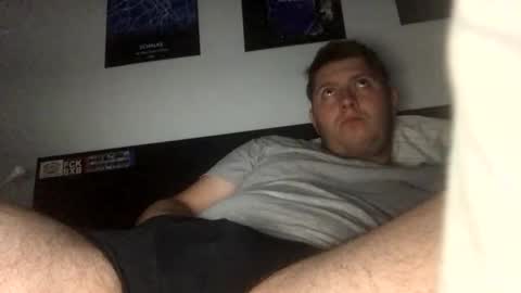 Snapshot of outflayd chatting on 11-12-25, 01:17 outflayd online show from 11-12-25, 01:17