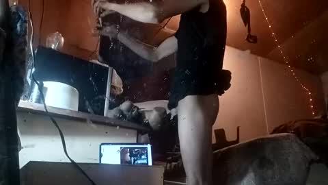 Snapshot of ov8856032 chatting on 11-23-25, 11:21 ov8856032 online show from 11-23-25, 11:21