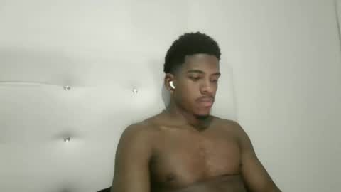 Snapshot of owen_222 chatting on 12-02-25, 06:08 Owen online show from 12-02-25, 06:08