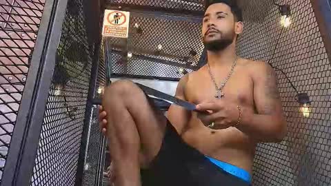 Owen Scott  online show from 11-09-25, 05:39