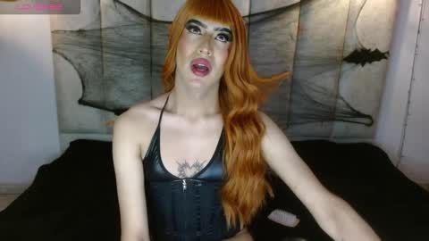 Snapshot of owenandrosecs chatting on 10-24-25, 08:11 Owen and Rose online show from 10-24-25, 08:11