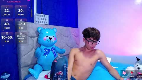 Owen  Independent model  online show from 12-02-24, 09:02