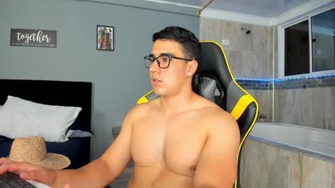 Owen online show from 01-20-25, 04:54