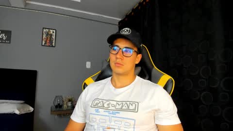 Owen online show from 09-15-25, 02:22