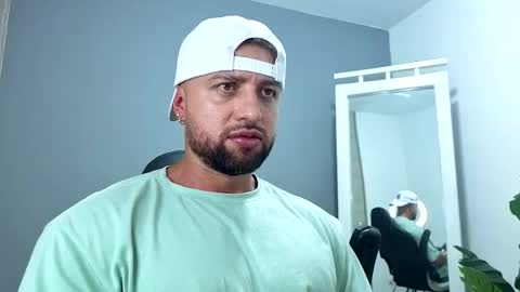 Maximus Owen online show from 03-12-26, 08:37