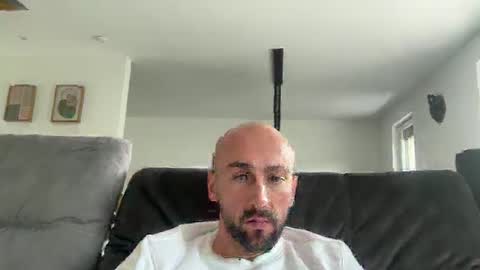 oxlade59 online show from 10-22-25, 12:16