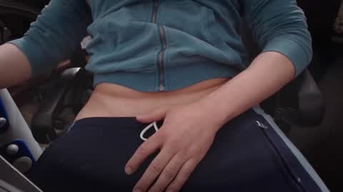 Snapshot of oxolotl chatting on 03-15-26, 07:47 oxolotl online show from 03-15-26, 07:47