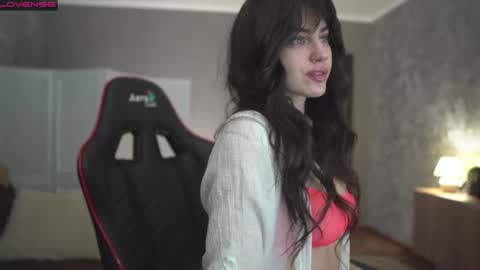 Oxana   Hi friends all my videos are 50 off check my bio online show from 02-28-25, 09:04