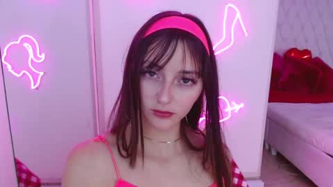 Snapshot of ozzy_clay chatting on 02-10-25, 08:42 ozzy online show from 02-10-25, 08:42