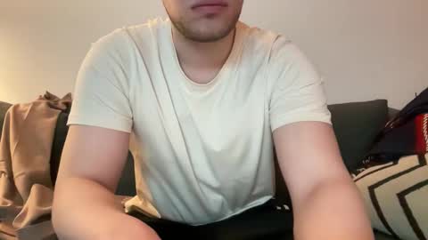 Snapshot of p2p2p2p2 chatting on 03-15-26, 08:53 p2 online show from 03-15-26, 08:53