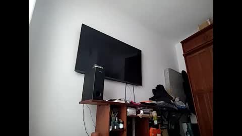 p_f__ online show from 11-21-25, 06:39