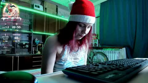 Ella online show from 12-25-24, 03:40