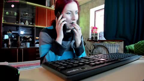 Ella online show from 01-16-25, 10:10