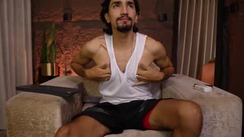 Snapshot of pablo_russoo chatting on 03-03-26, 03:01 pablo online show from 03-03-26, 03:01