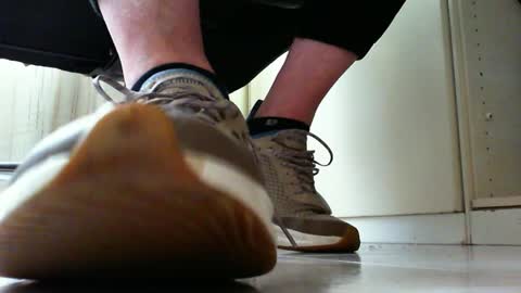 Snapshot of pablomenesssl chatting on 02-09-25, 02:29 Pablo Meness online show from 02-09-25, 02:29