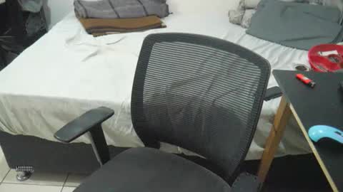 Alberto online show from 01-21-25, 04:10