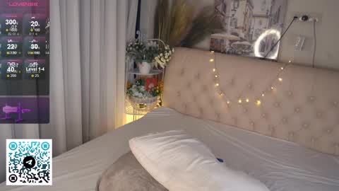 Kimlovense is activeThere are legends that in this room all your wishes can come true  Private is Open online show from 02-12-25, 08:29