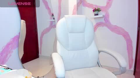 Snapshot of paigejayden chatting on 12-19-24, 01:28 Paige online show from 12-19-24, 01:28