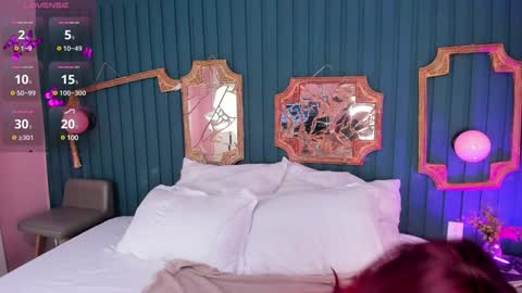 PaIIgePeach online show from 12-30-24, 11:37